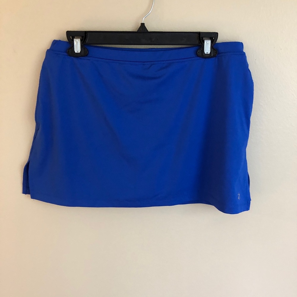 Sports skirt